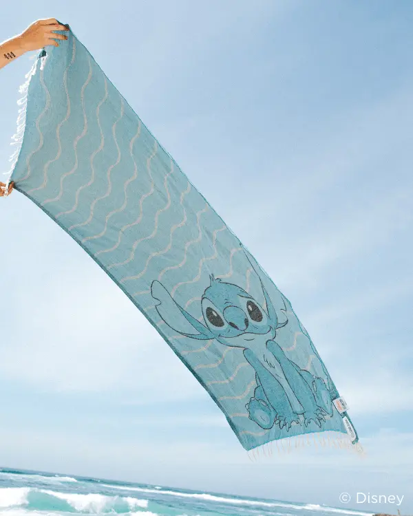 Alternative view of Disney - Stitch Waves | Sand Cloud