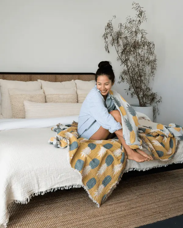 Pineapple - PARTY BLANKET | Sand Cloud - Image 4