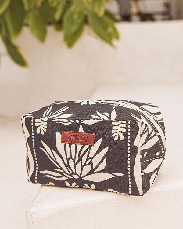Lotus Toiletry Pouch | Sand Cloud