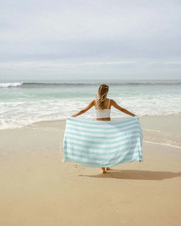 Alternative view of Set Stripe Mint | Sand Cloud