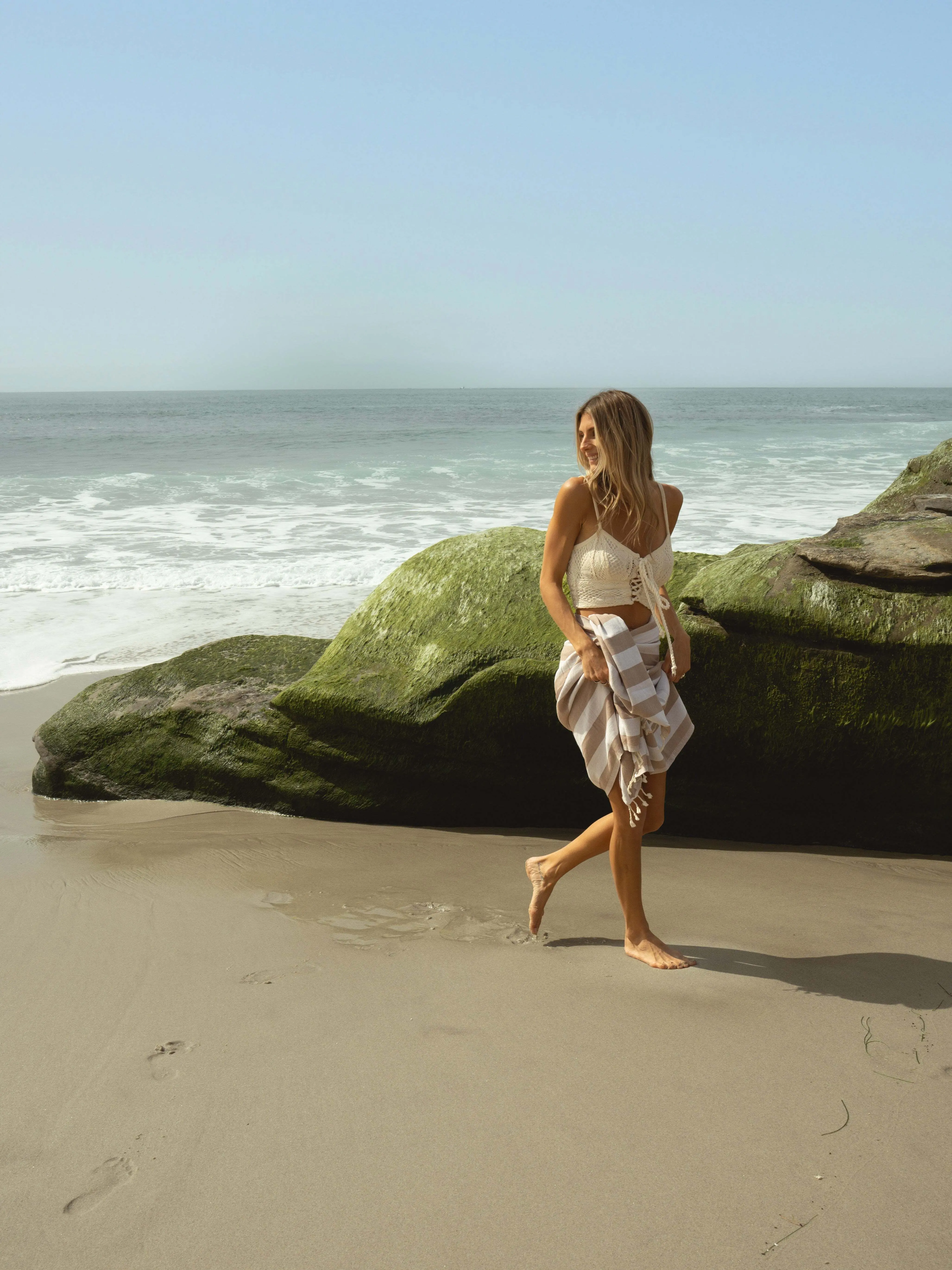 Alternative view of Set Stripe Beige | Sand Cloud